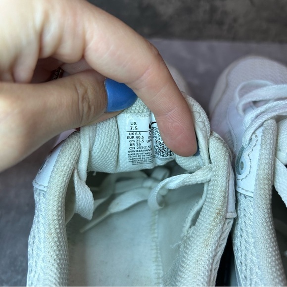 Nike Air Max 90 Running Shoes Mens sz 7.5/Womens sz 9 - Picture 7 of 7